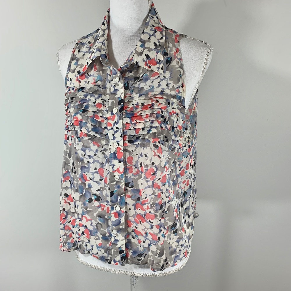 ⚡️ Yumi Kim geometric print button down top